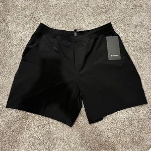 Lululemon women's Shorts